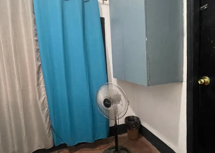 Jj's Place Hostel *