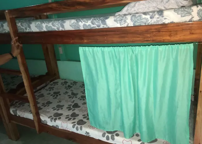Hostel Jj's Place *